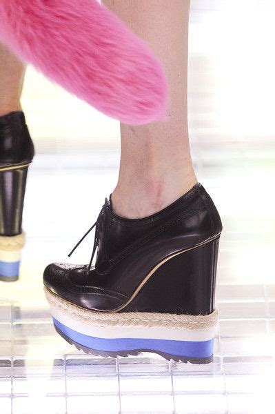 prada spring 2011 livingly|prada spring 2011.